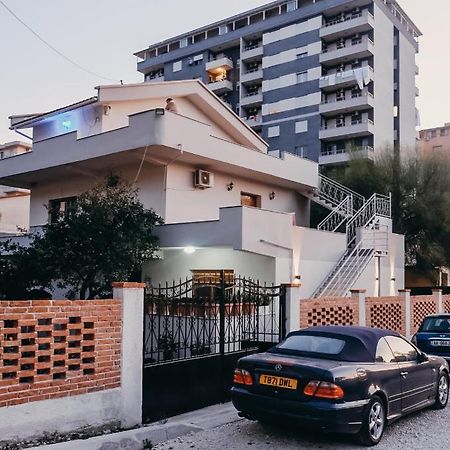 Apartments Mehmeti Вльора Екстер'єр фото