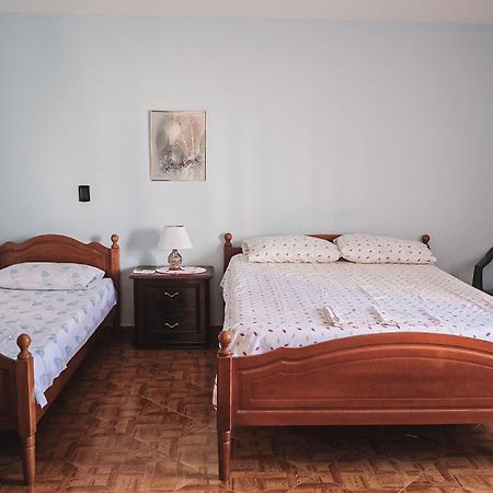 Apartments Mehmeti Вльора Номер фото