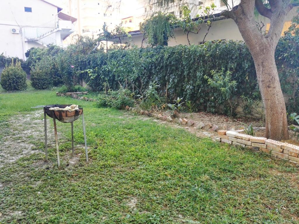 Apartments Mehmeti Вльора Екстер'єр фото